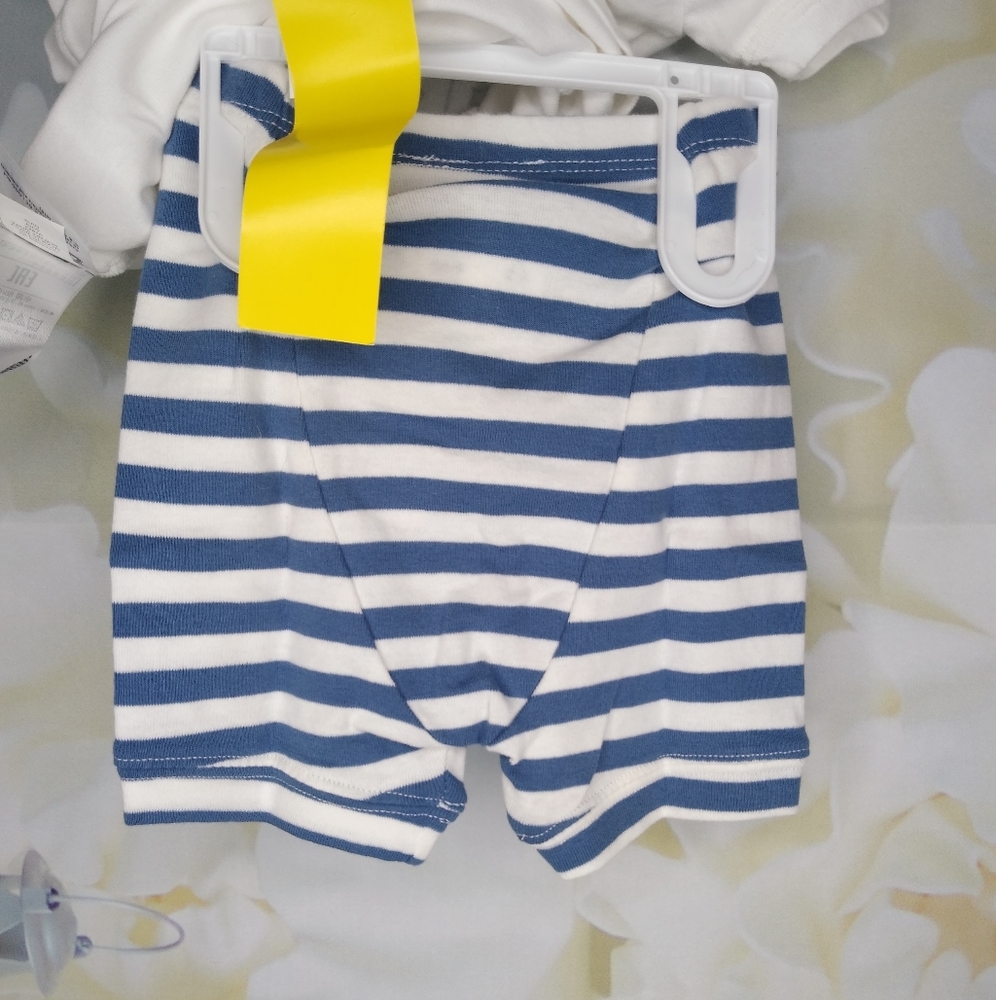 NWT Baby Gap PJ Set - Picture 5 of 7